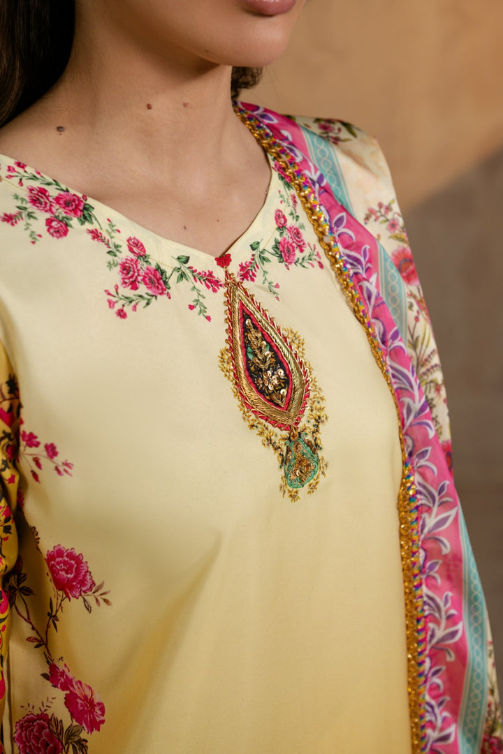 Luxury Swiss silk printed pret set with dupatta by Zehnaz