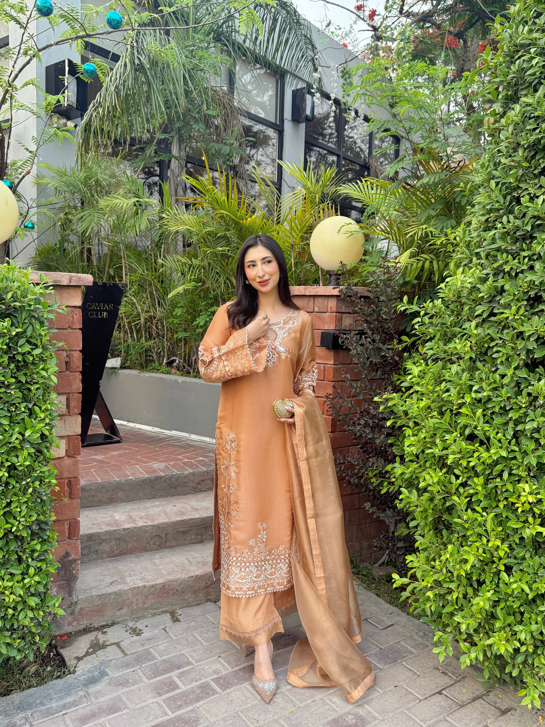 Amber – Embroidered Shisha Silk Set with Dupatta