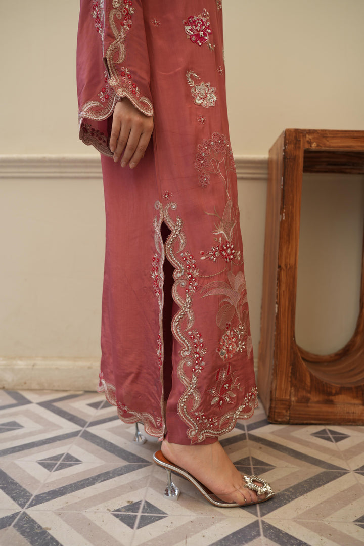 Roshane – Embroidered Raw Silk Kaftan Set
