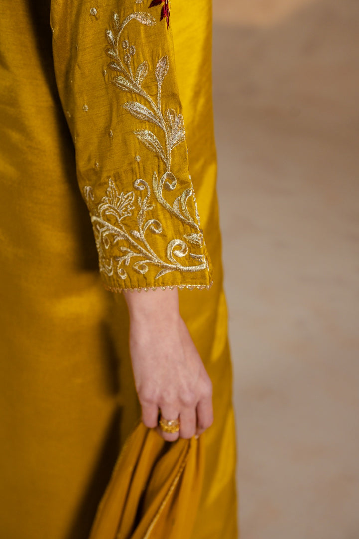 Pastel embroidered raw silk 3-piece pret outfit for women by Zehnaz