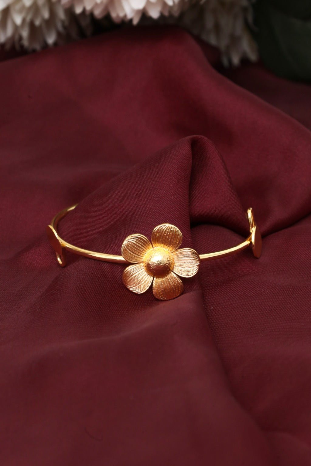 Bangaliana Flower & Heart Gold - Tone Adjustable Bracelet - Zehnaz.ae