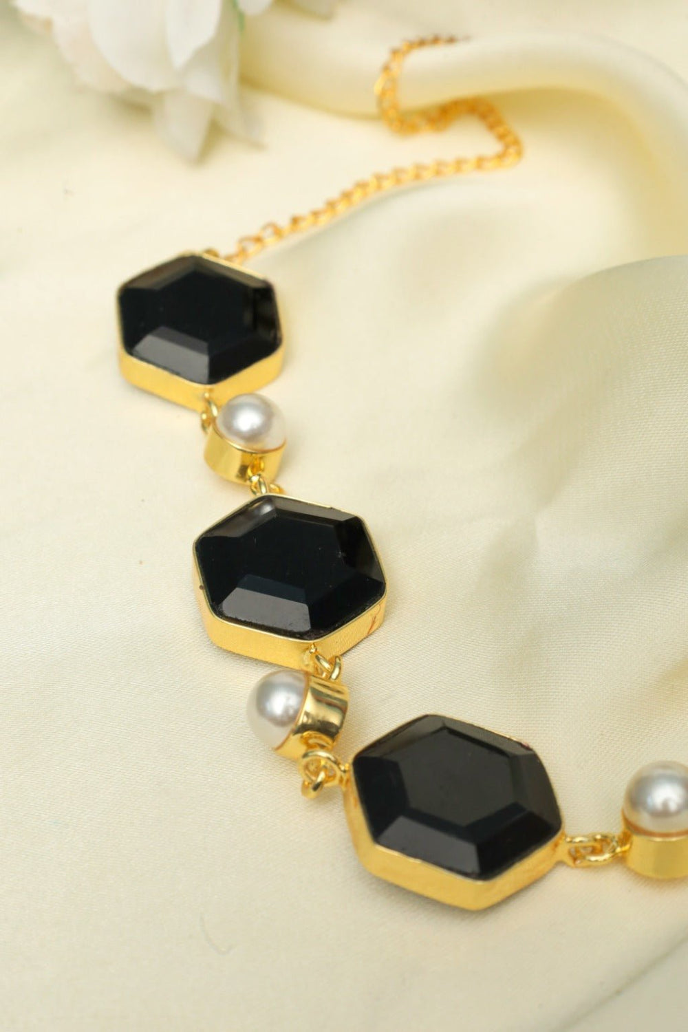 Black Hexagon & Pearl Chain Necklace – Gold - Tone Statement Jewelry - Zehnaz.ae