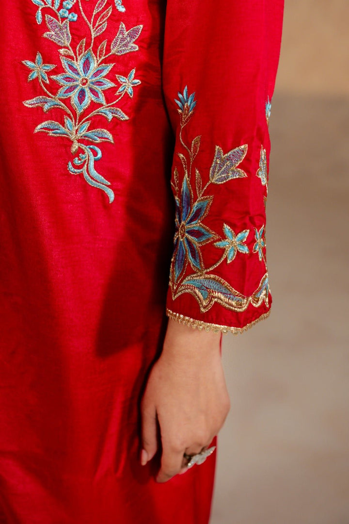 Carmine – Embroidered Russian Raw Silk 3 Piece Suit - Zehnaz.ae