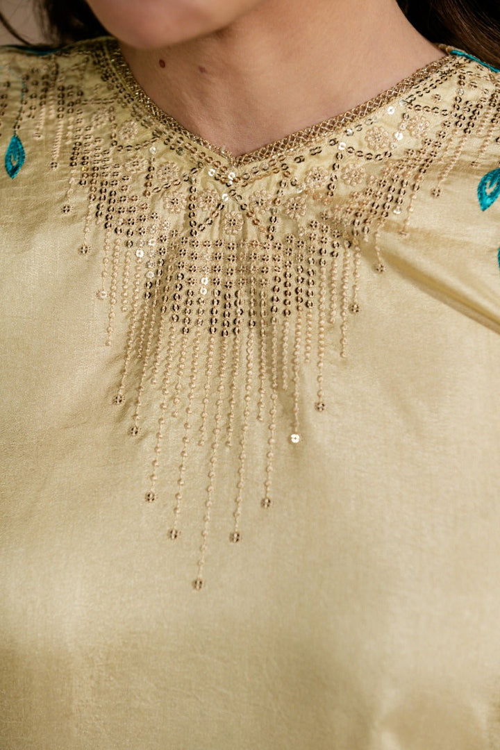 Celeste – Embroidered Raw Silk 3 Piece Suit - Zehnaz.ae