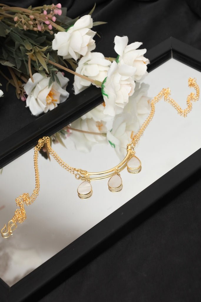 Celestia Bar Necklace – Gold - Toned Teardrop Pendant Jewelry - Zehnaz.ae