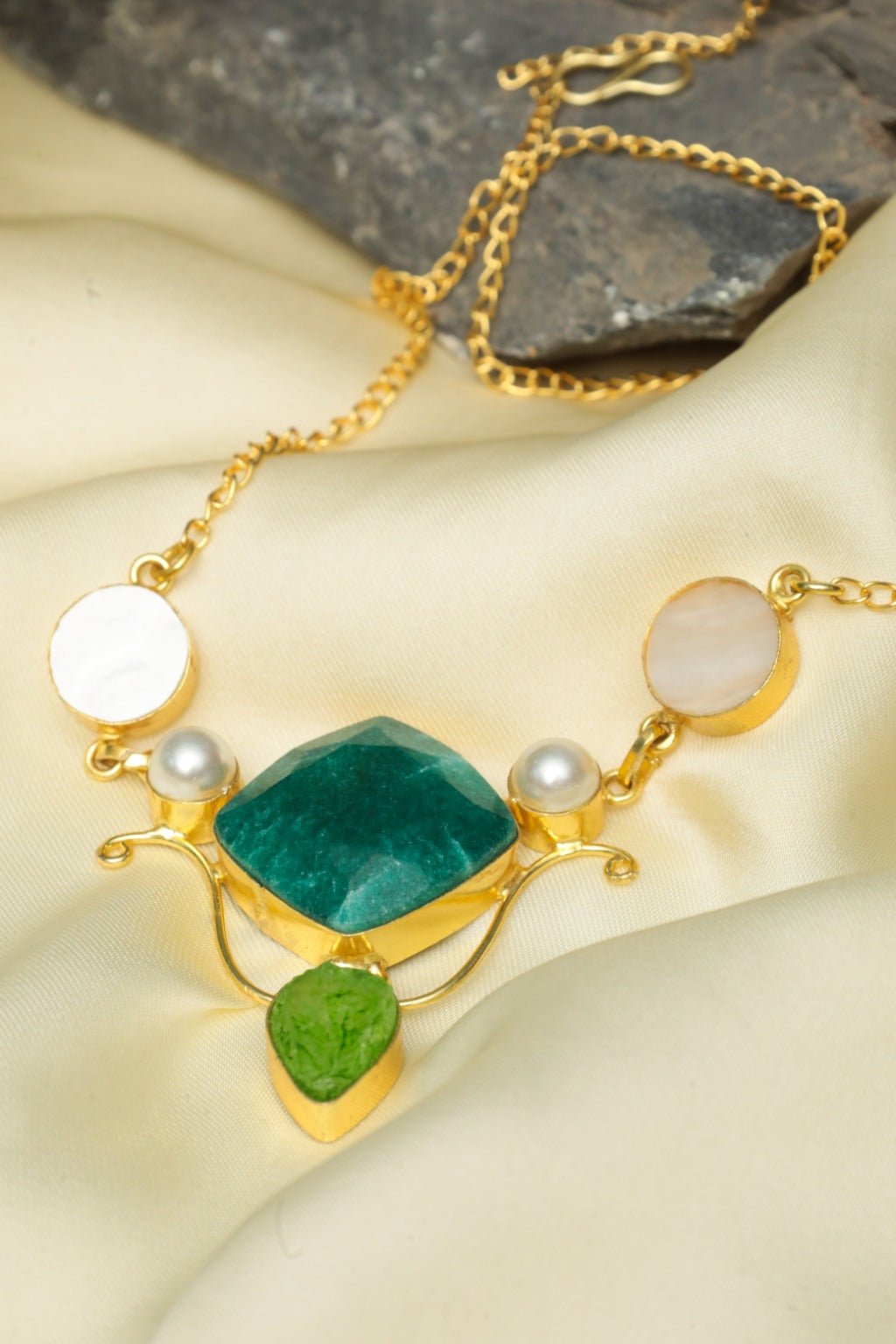 Emerald Amethyst Pendant – Gold - Plated Gemstone Statement Necklace - Zehnaz.ae