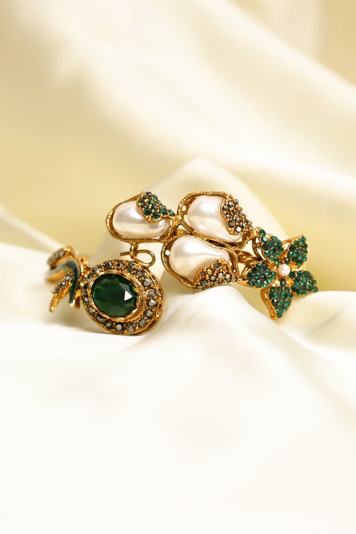 Emerald Royale Bangle Bracelet with Pearls & Stones – Regal Statement Jewelry - Zehnaz.ae