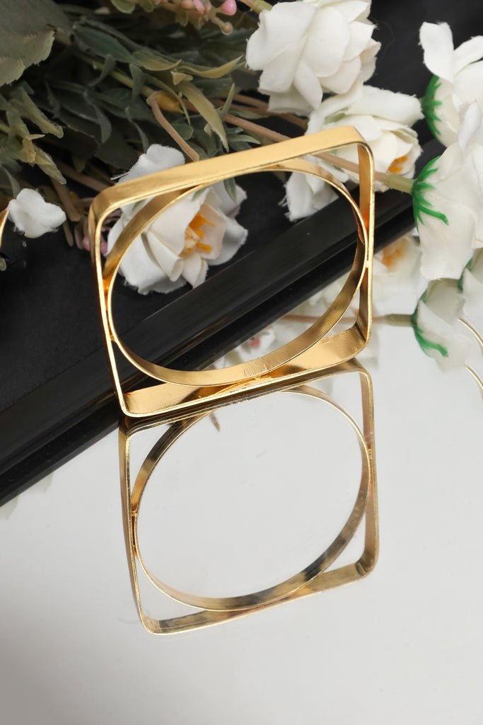Geometric Gold Tone Bangle – Minimalist Round & Square Design - Zehnaz.ae