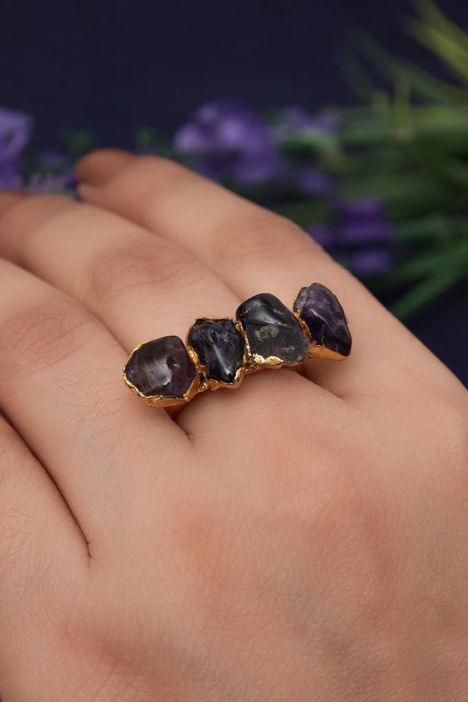 Gold Plated Adjustable Raw Amethyst Gemstone Ring - Zehnaz.ae
