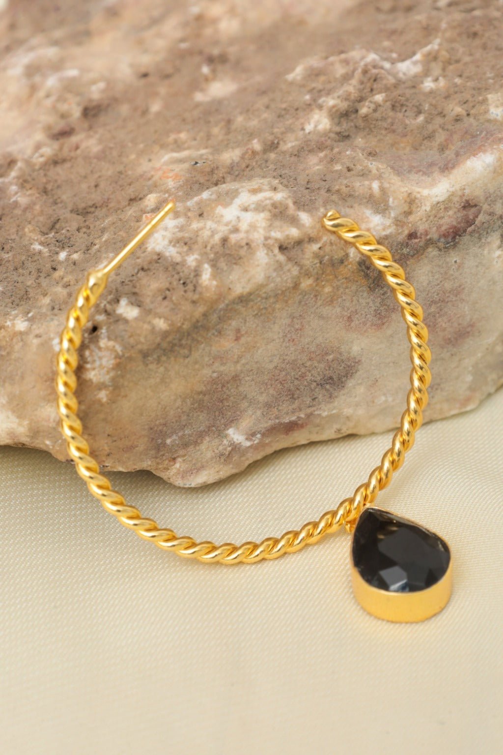 Gold Plated Black Teardrop Hoop Earrings - Zehnaz.ae