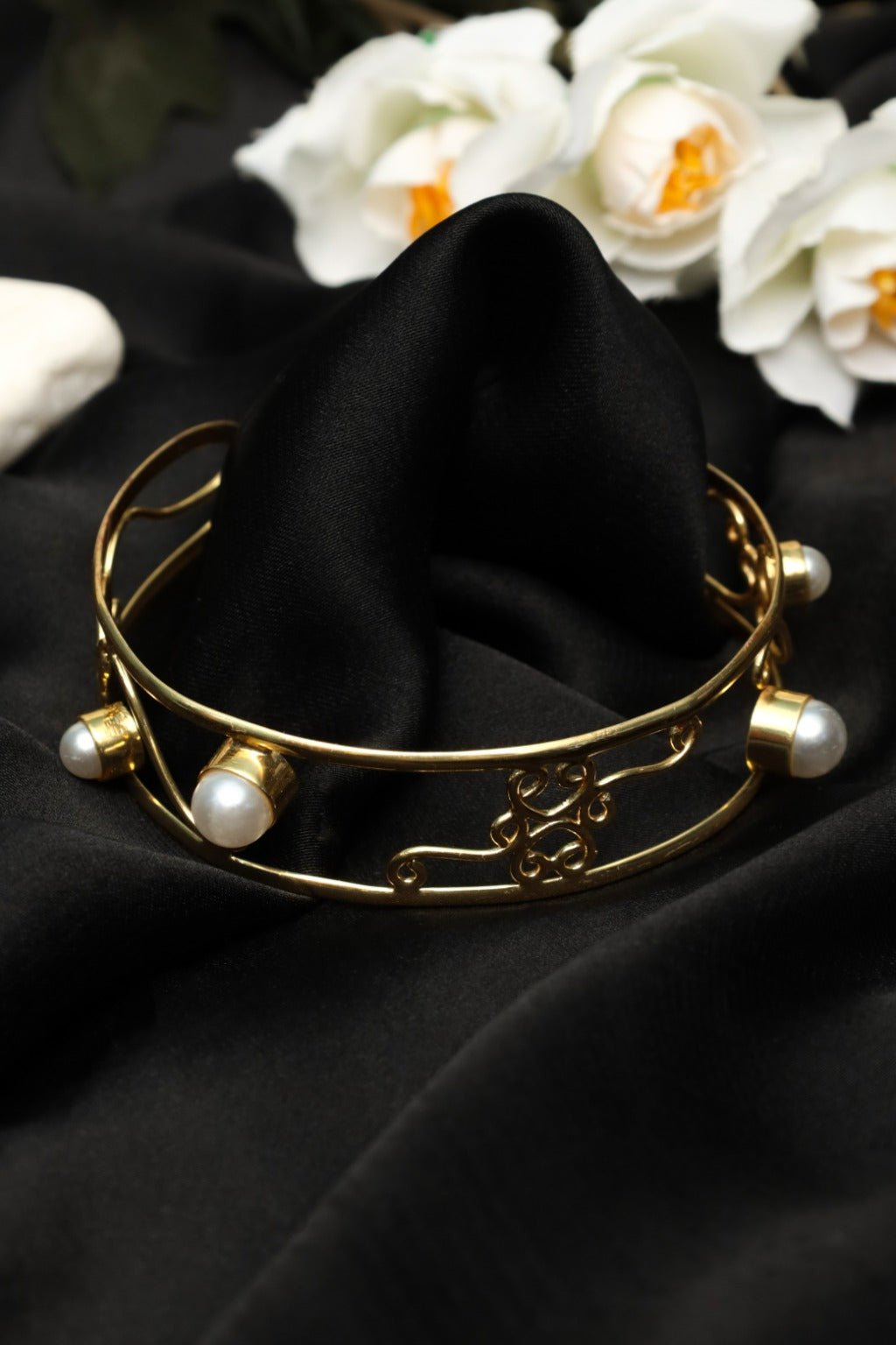 Gold - Plated Brass Pearl Filigree Cuff Bangle – Elegant Statement Jewelry - Zehnaz.ae