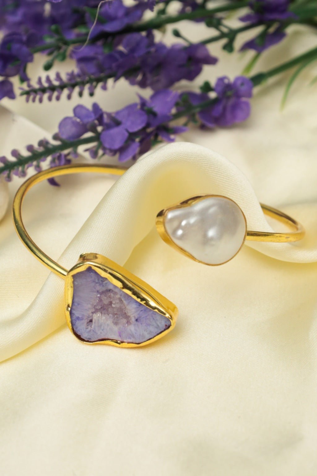Gold - Plated Cuff Bracelet with Purple Stone & Baroque Pearl – Boho - Chic Jewelry - Zehnaz.ae