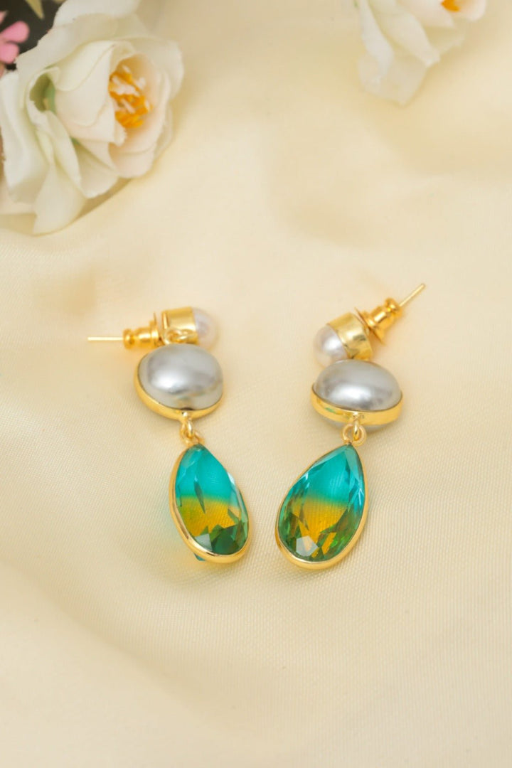 Gold Plated Grey Pearl Two - Tone Drop Earrings - Zehnaz.ae