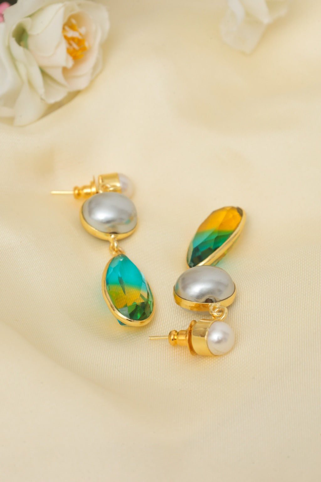 Gold Plated Grey Pearl Two - Tone Drop Earrings - Zehnaz.ae