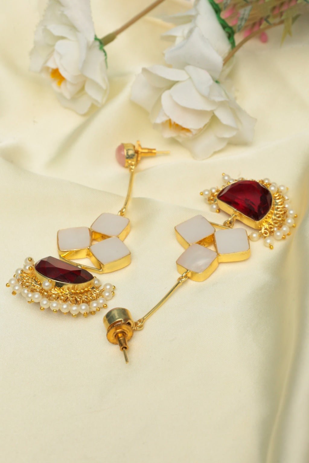 Gold - Plated Monalisa Pearl Drop Earrings - Zehnaz.ae