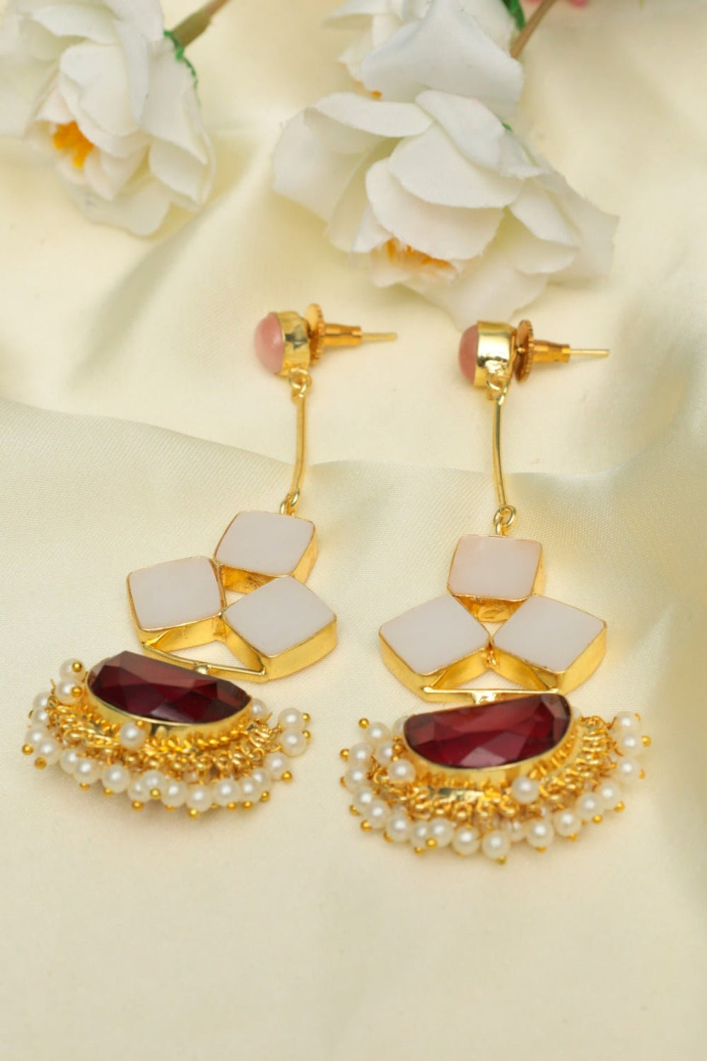 Gold - Plated Monalisa Pearl Drop Earrings - Zehnaz.ae