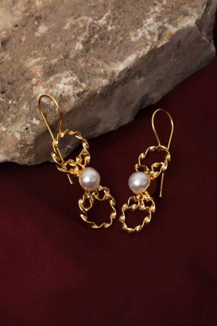 Gold - Plated Pearl Drop Earrings - Zehnaz.ae