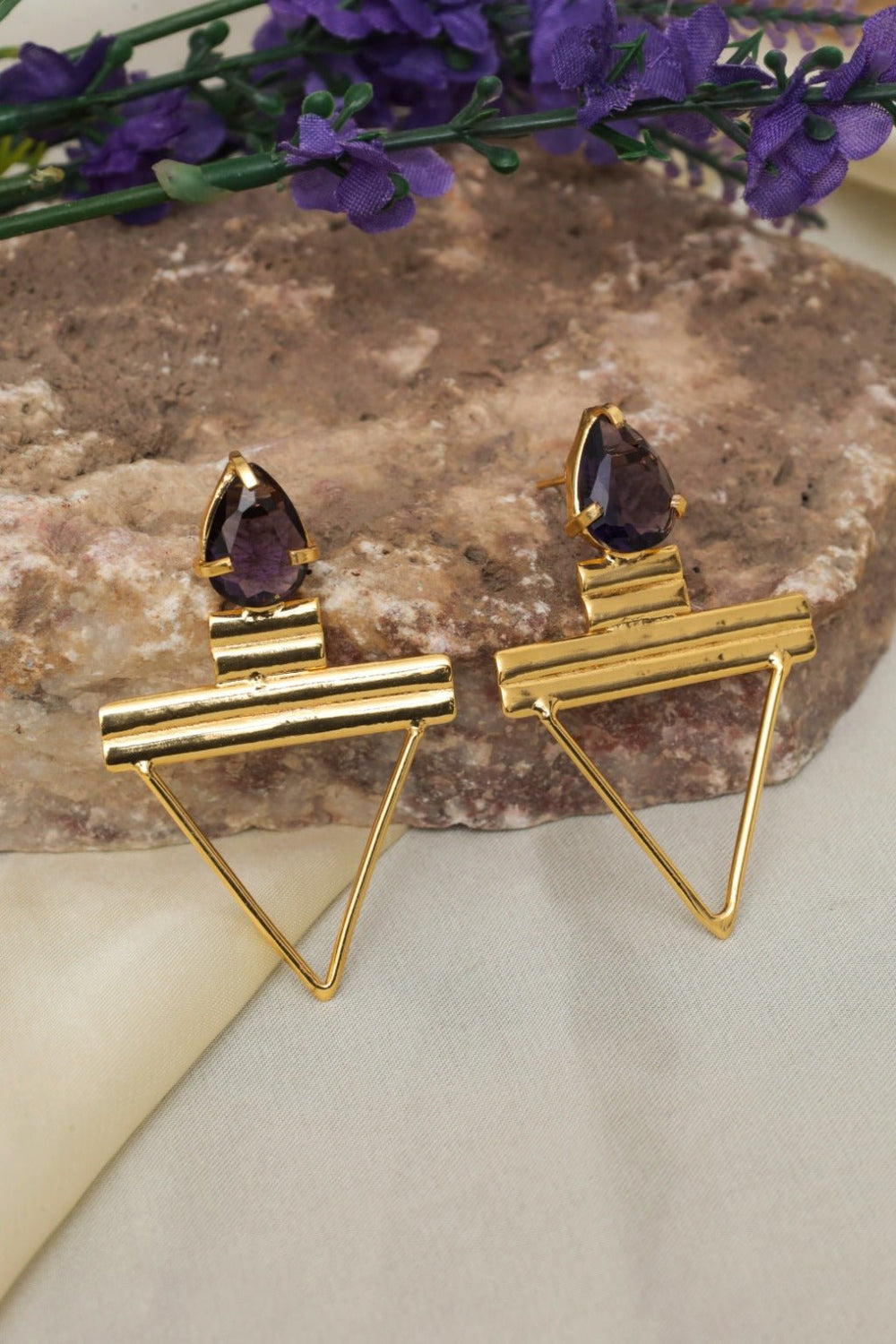 Gold - Plated Purple Geometric Drop Earrings - Zehnaz.ae
