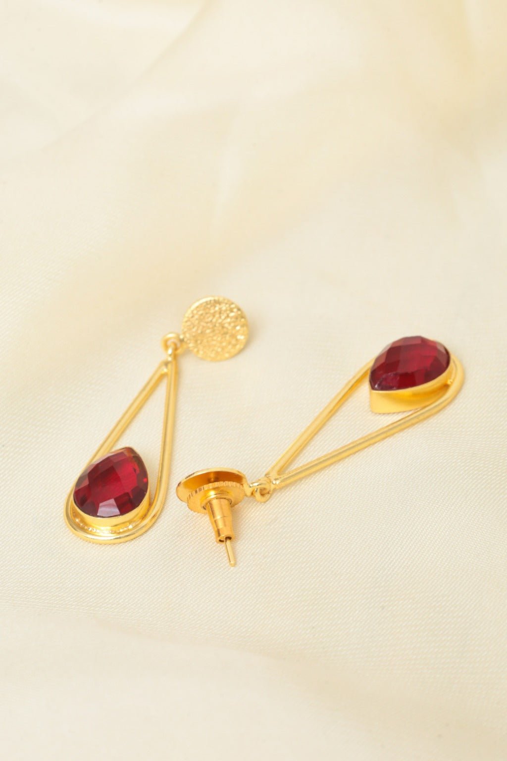 Gold - Plated Red Teardrop Dangle Earrings - Zehnaz.ae