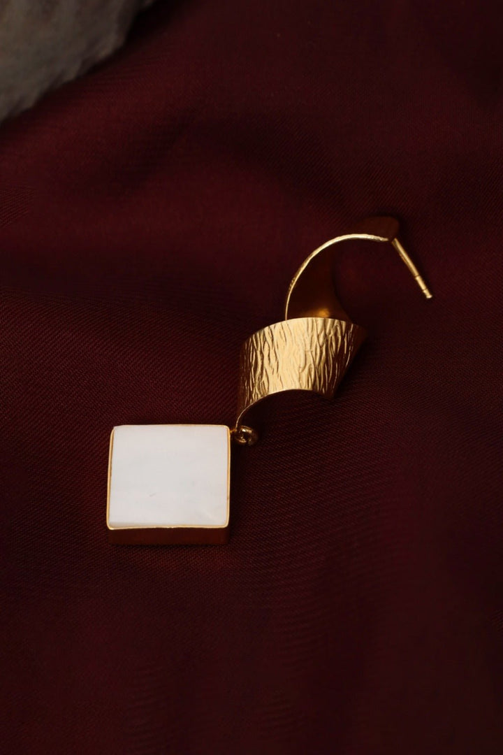 Gold - Plated Square Drop Hoop Earrings - Zehnaz.ae