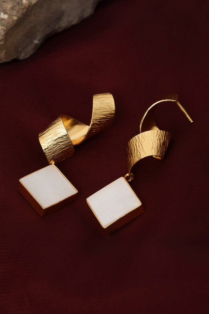 Gold - Plated Square Drop Hoop Earrings - Zehnaz.ae