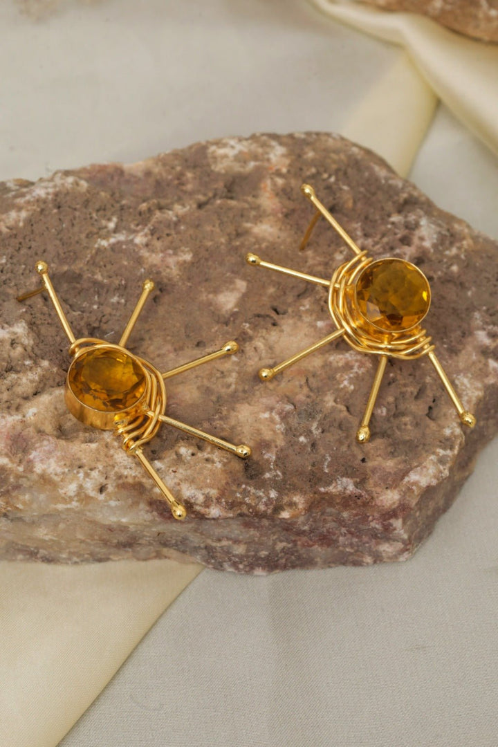 Gold - Plated Sunburst Stud Earrings - Zehnaz.ae