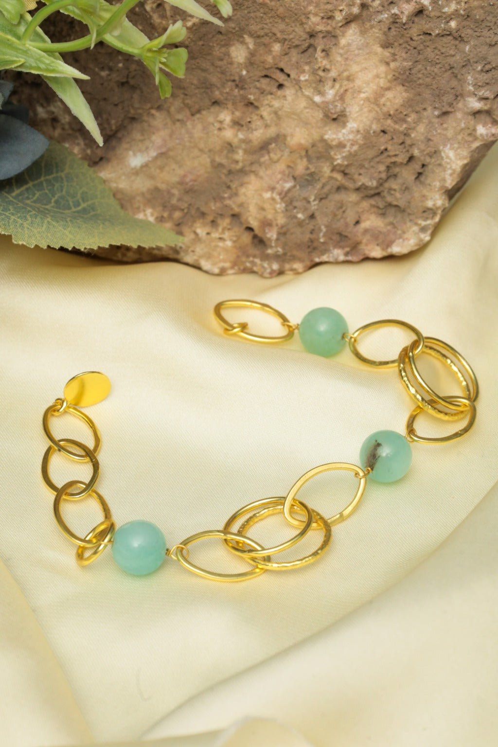 Gold - Tone Chunky Oval Link Bracelet with Green Gemstone Beads - Zehnaz.ae