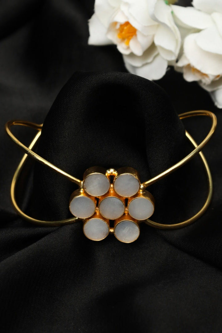 Gold - Tone Mother - of - Pearl Open Cuff Bracelet & Drop Earrings Set – Elegant Floral Jewelry - Zehnaz.ae