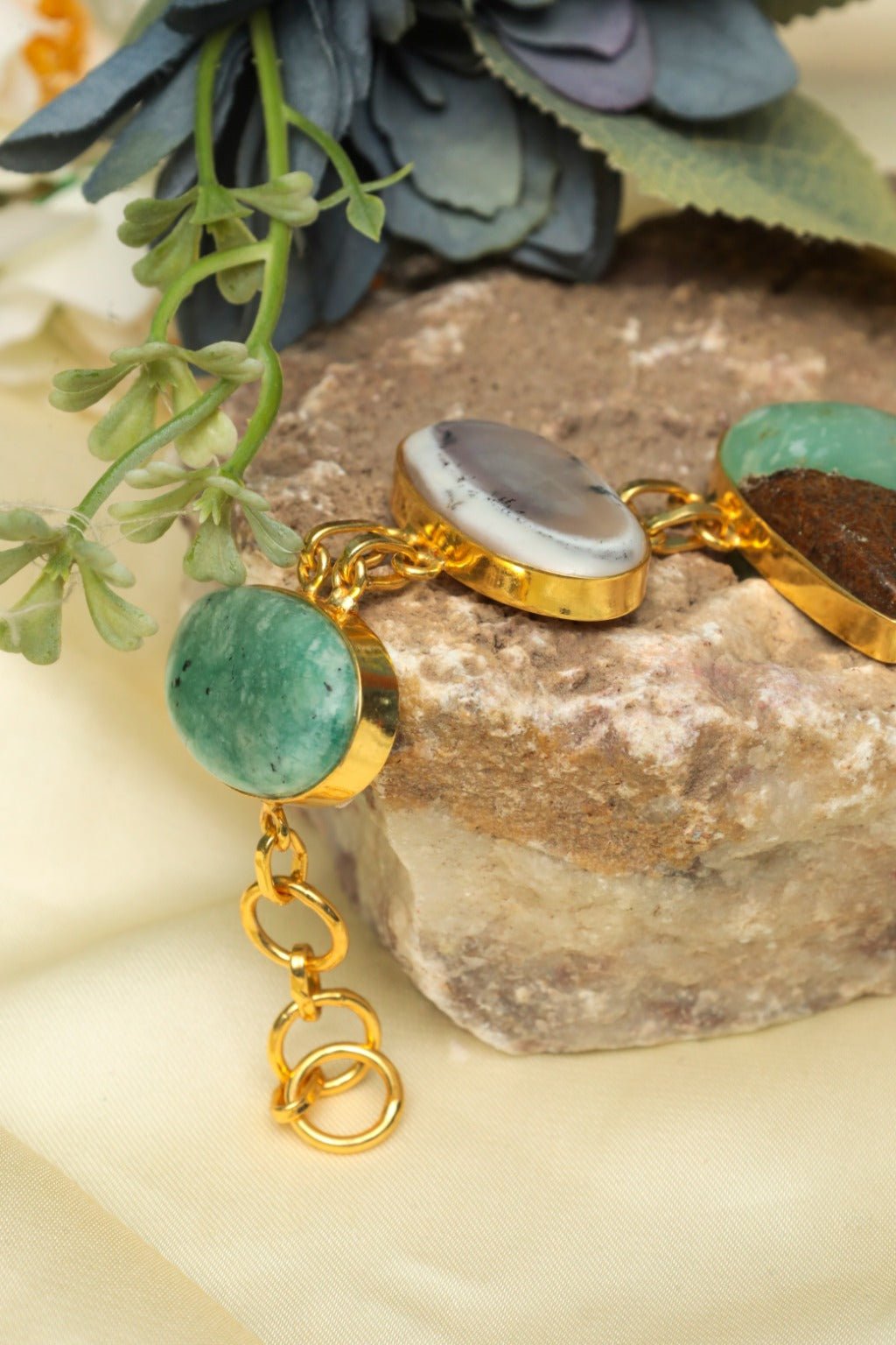 Gold - Tone Natural Multi - Gemstone Bezel Link Bracelet – Amazonite & Quartz - Zehnaz.ae
