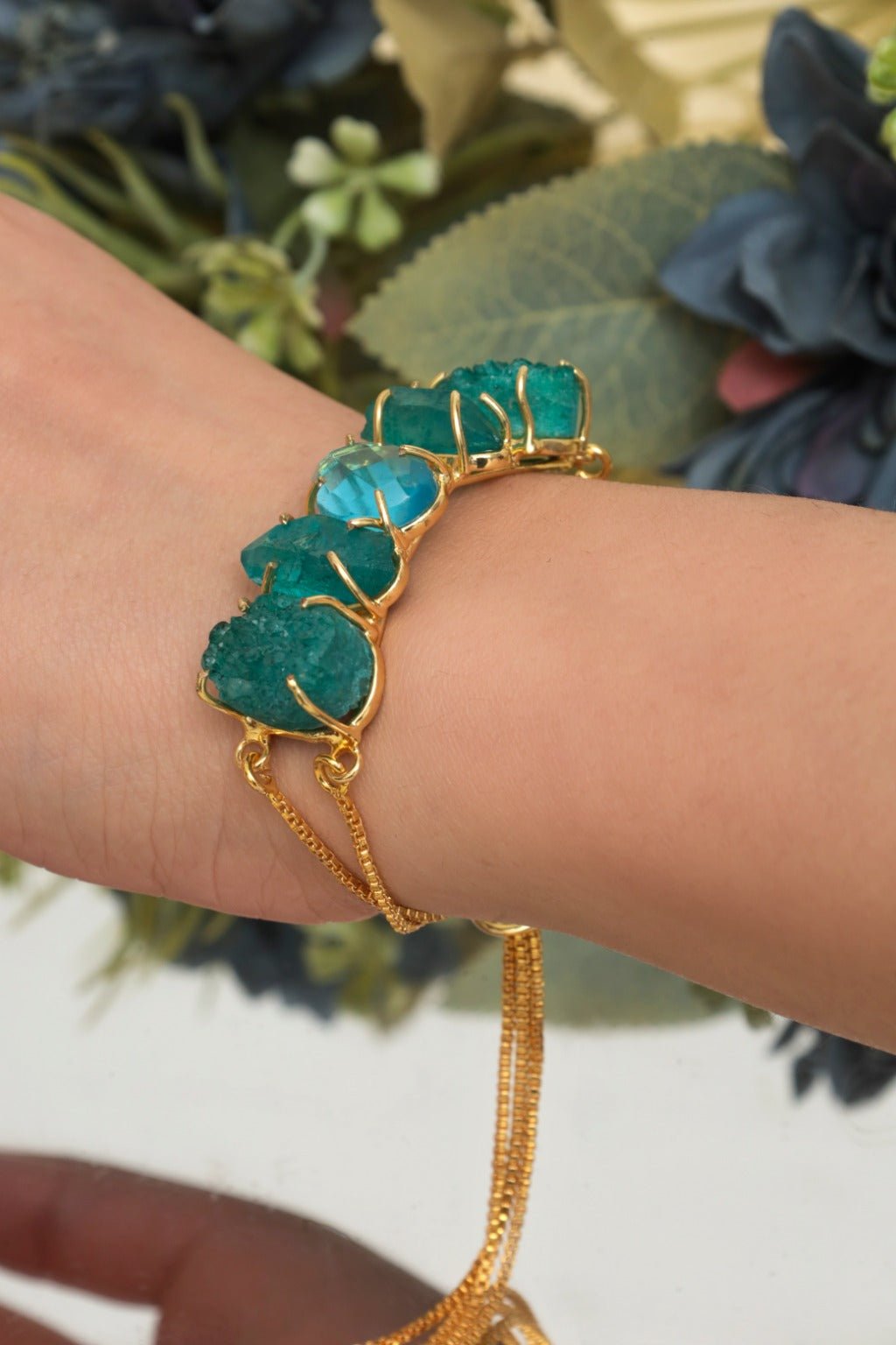 Gold - Tone Raw Green Stone Adjustable Slider Bracelet – Boho Chic - Zehnaz.ae
