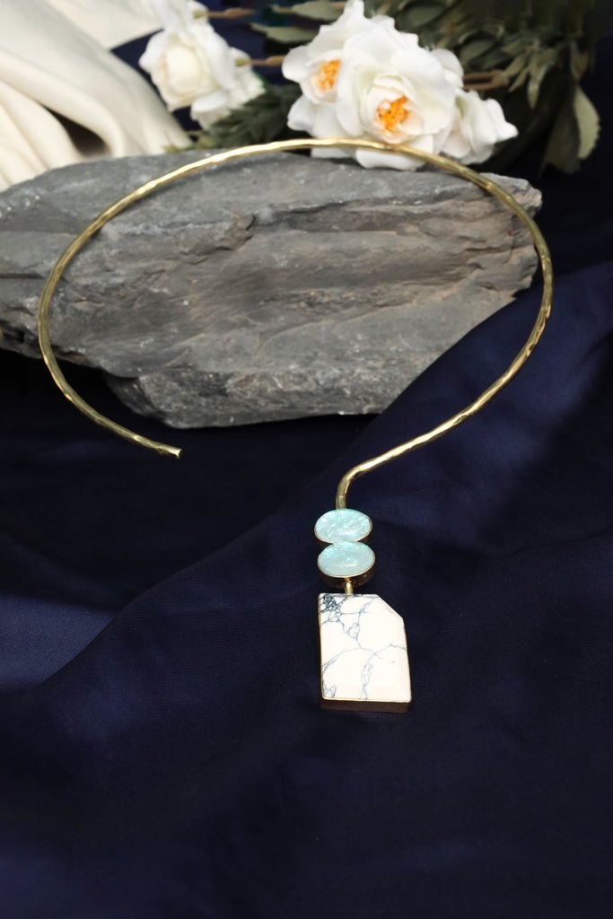 Gold - Tone Raw Stone Open Choker Necklace - Zehnaz.ae