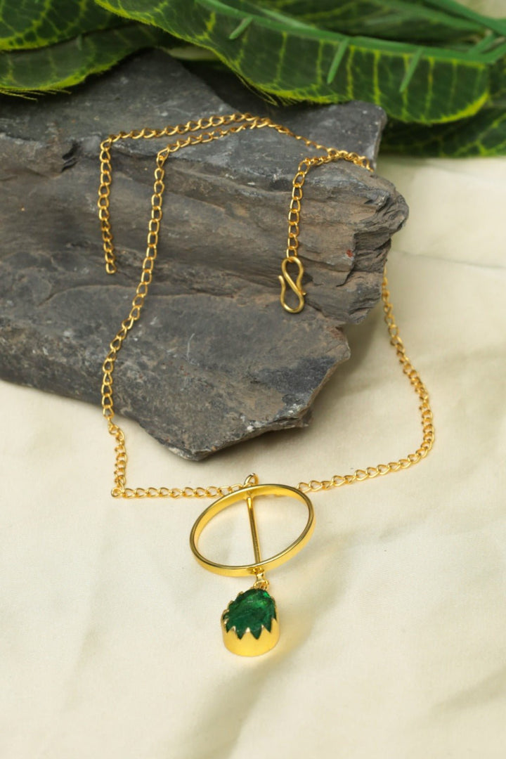Green Drop Necklace - Zehnaz.ae