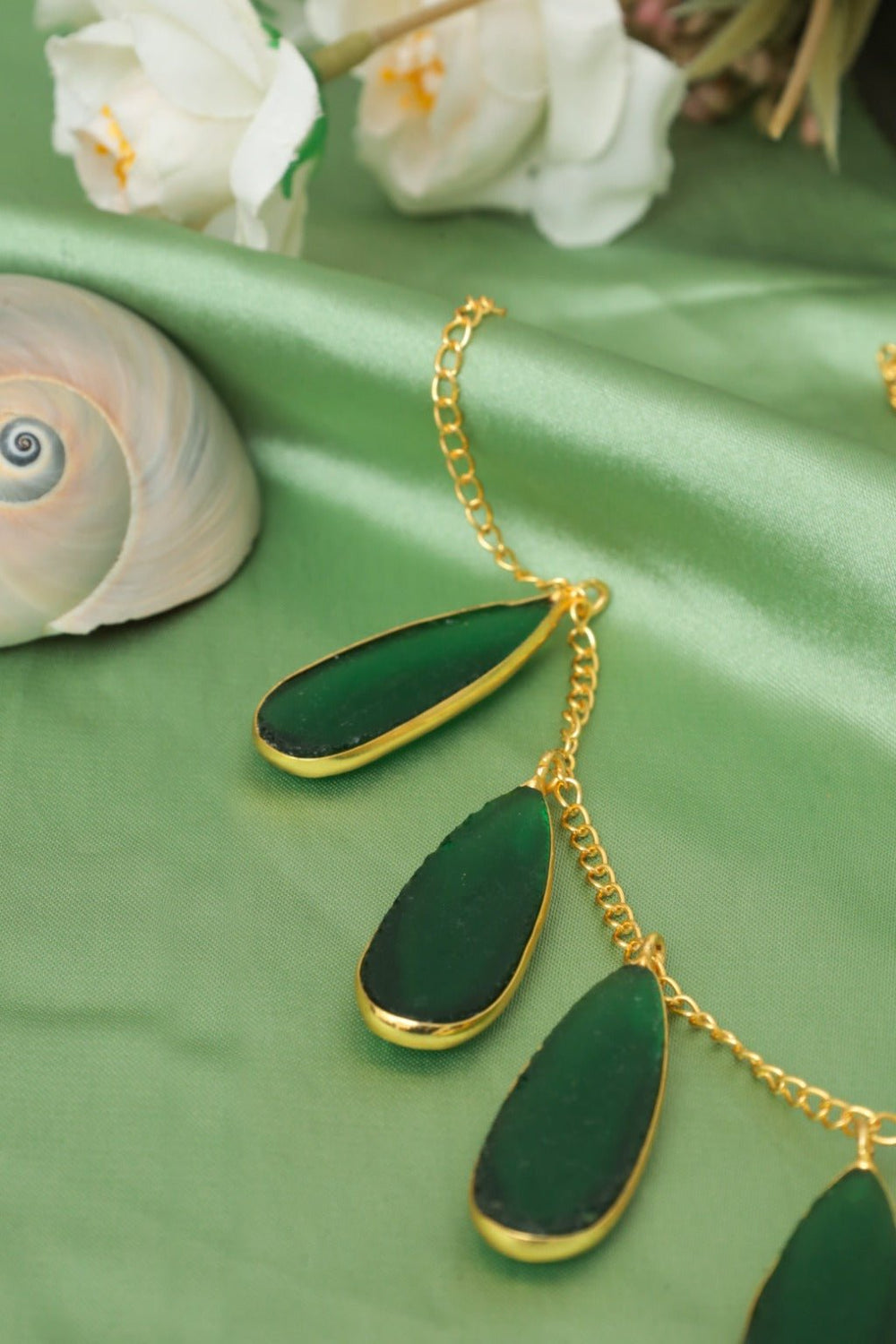 Green Teardrop Necklace – Gold - Plated Statement Jewelry - Zehnaz.ae