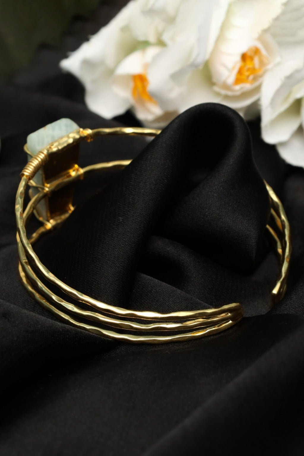 Handmade Gold - Tone Wire Wrapped Green Stone Cuff Bracelet – Boho Statement Jewelry - Zehnaz.ae