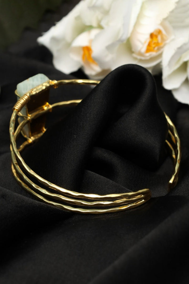 Handmade Gold - Tone Wire Wrapped Green Stone Cuff Bracelet – Boho Statement Jewelry - Zehnaz.ae