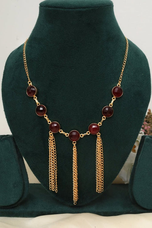 Majestic Red Tassel Necklace – Gold-Plated Statement Jewelry