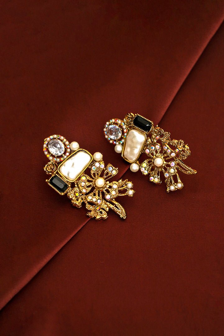 Ottoman Pearl Majesty Earrings - Zehnaz.ae