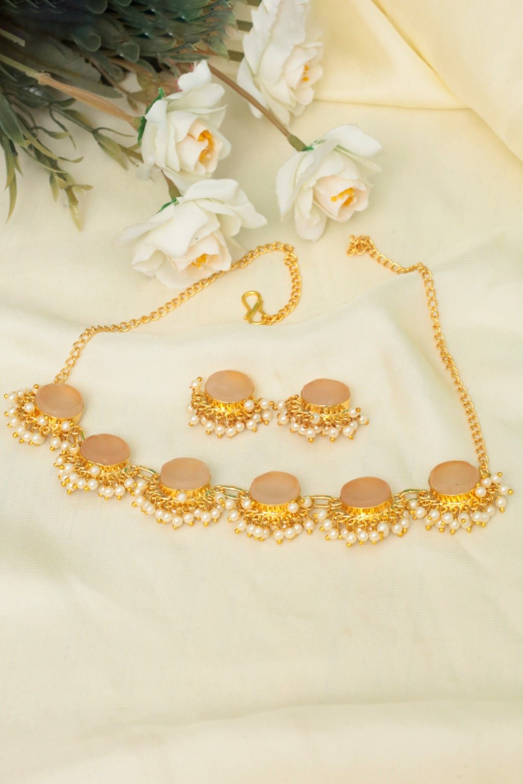 Peach Pearl Gold Plated Choker Necklace Set - Zehnaz.ae