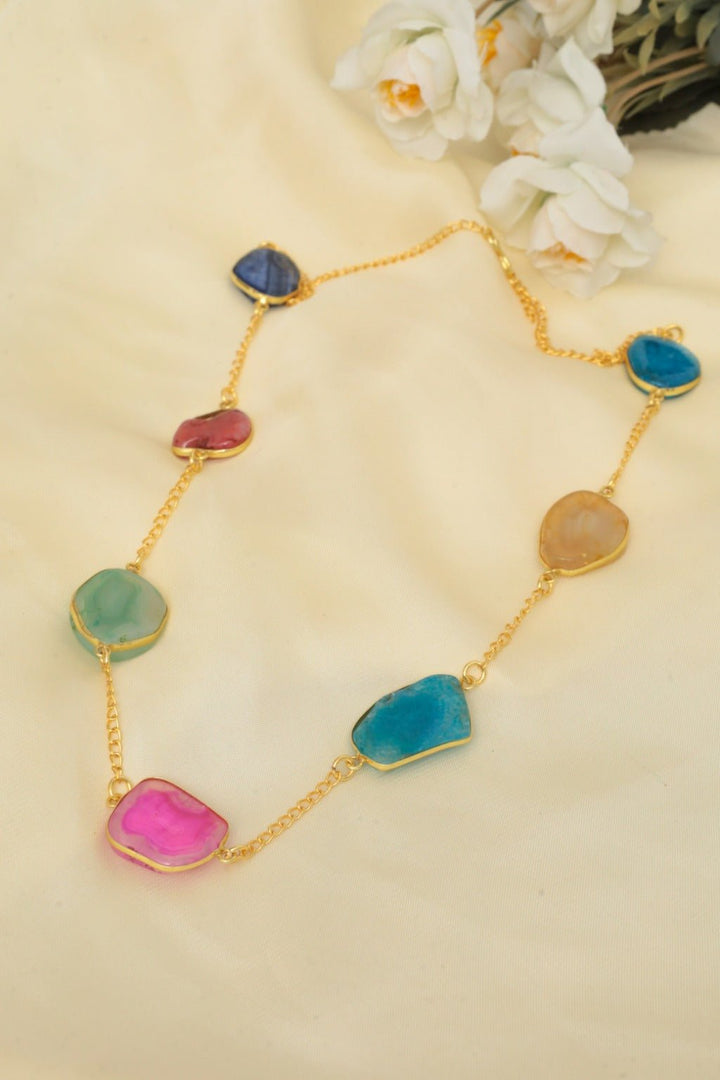 Regal Agate Necklace – Gold - Polished Statement Jewelry - Zehnaz.ae