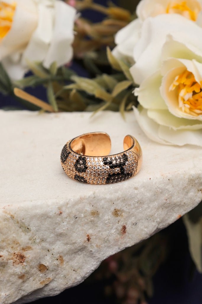 Rose Gold Plated Leopard Print Open Cuff Ring with Pave Stones - Zehnaz.ae