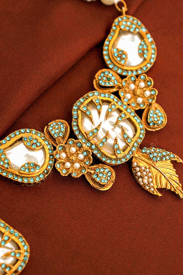 Teal Enchantment Gold - Plated Teal Stone and Pearl Jewellery Set - Zehnaz.ae