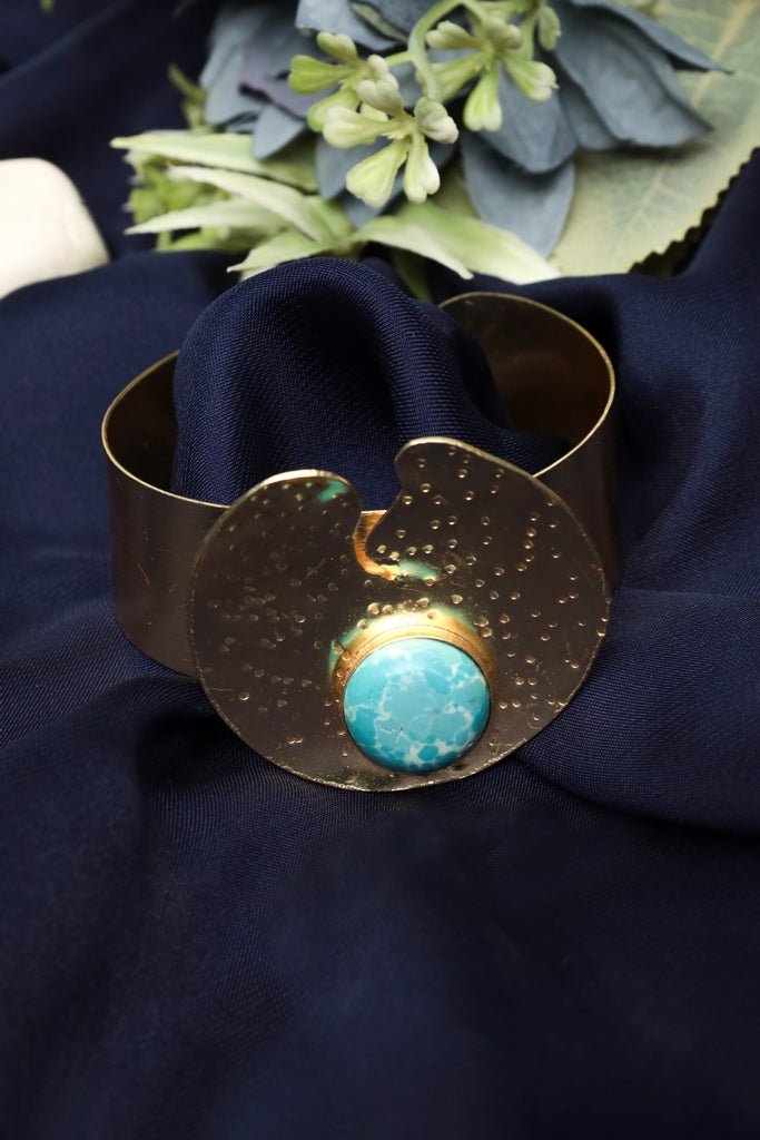 Treesa Gold Tone Hammered Bangle with Turquoise Stone – Adjustable Open Cuff Bracelet - Zehnaz.ae