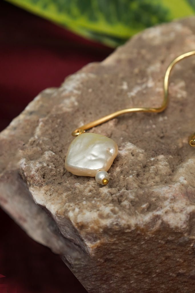 Wave Pearl Drops - Zehnaz.ae