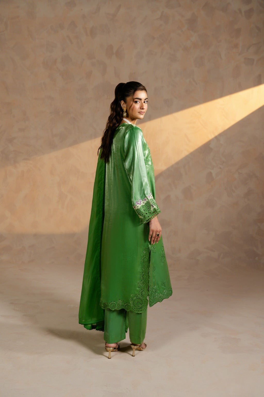 Zarlish – Embroidered Shisha Silk Kaftan Set with Dupatta - Zehnaz.ae