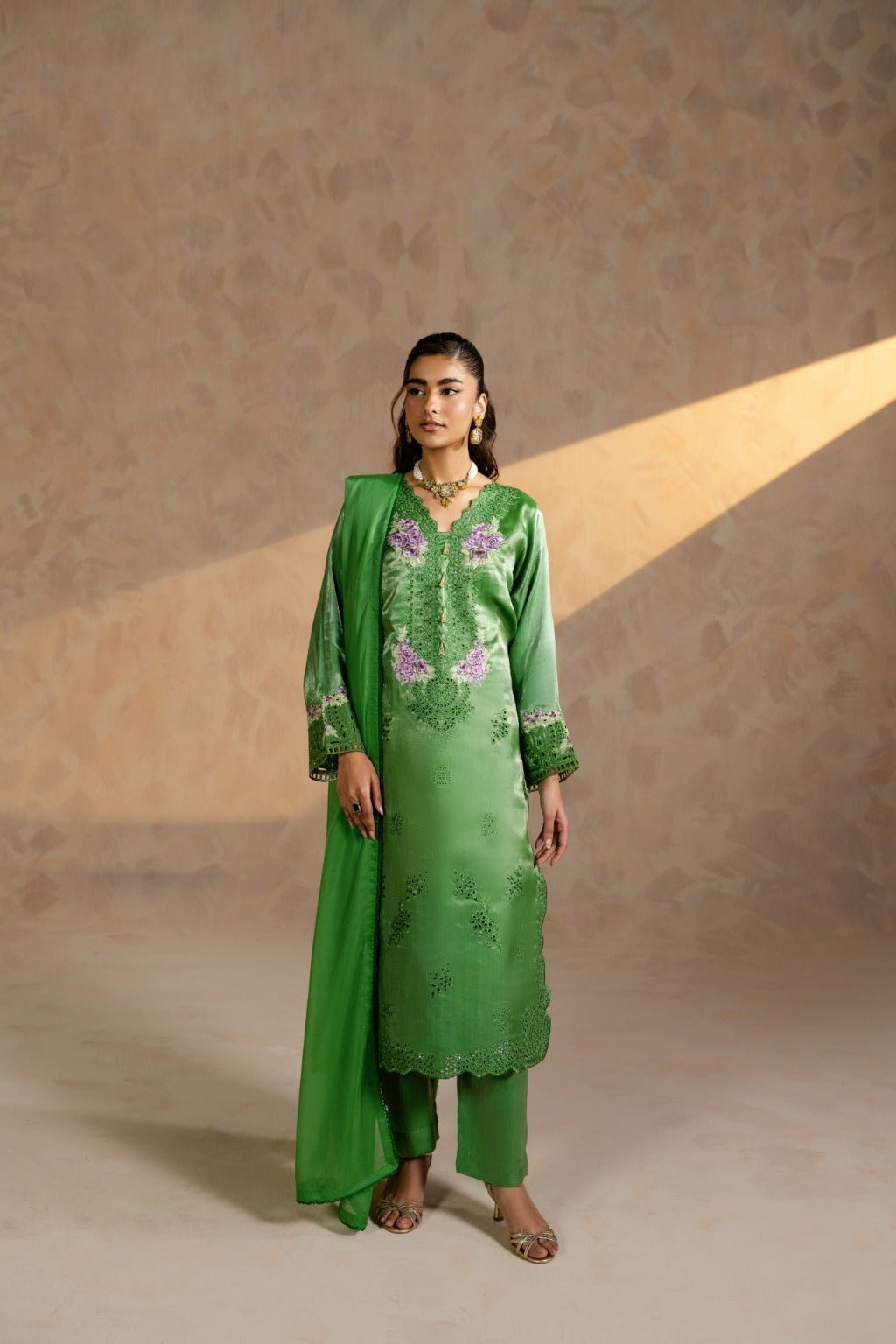 Zarlish – Embroidered Shisha Silk Kaftan Set with Dupatta - Zehnaz.ae